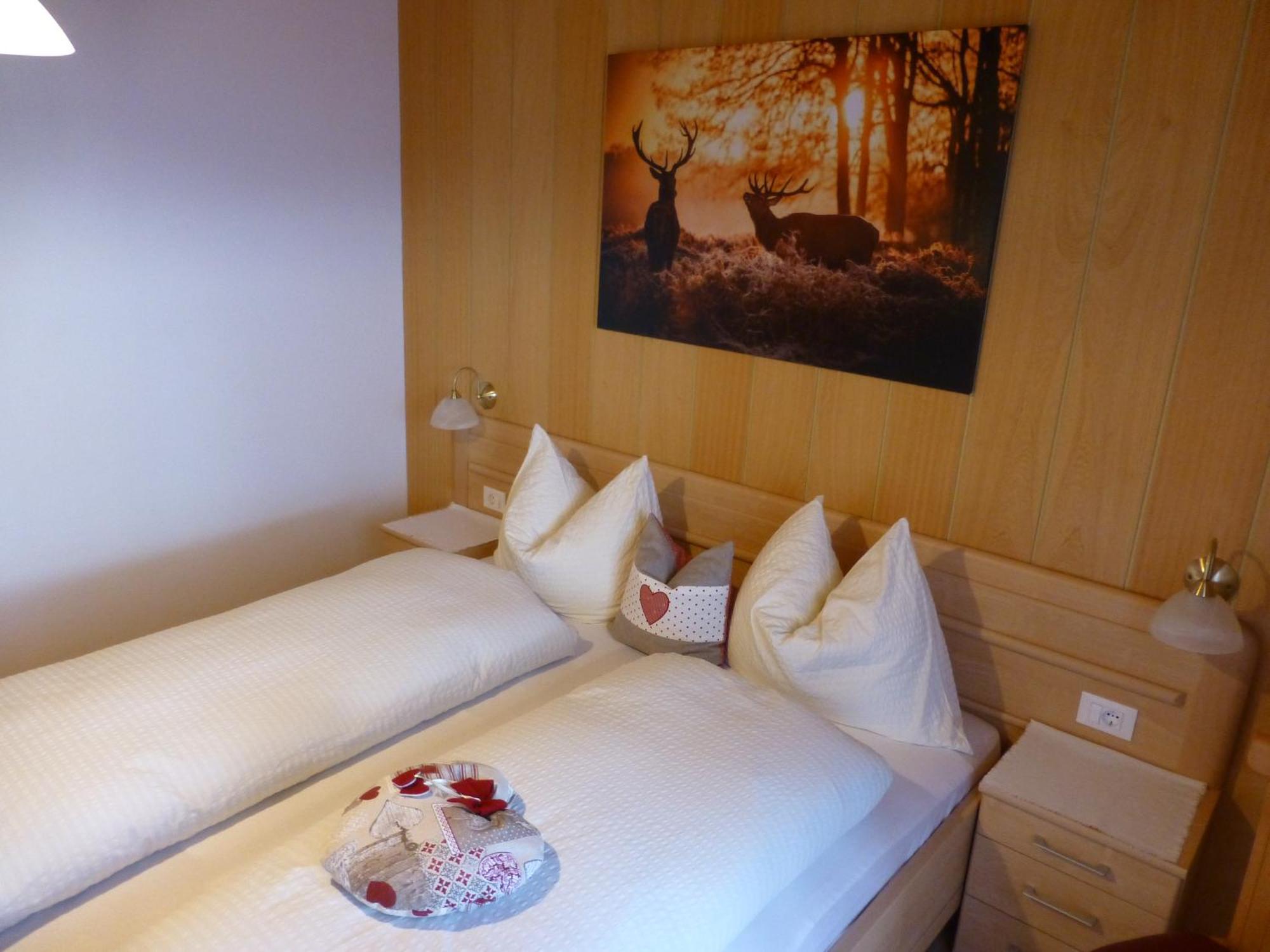 Garni Helfer Bed & Breakfast ดอบบีอาโก ภายนอก รูปภาพ
